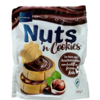 Biscoteria cepumi ar lazdu riekstu krēmu 175g | Multum